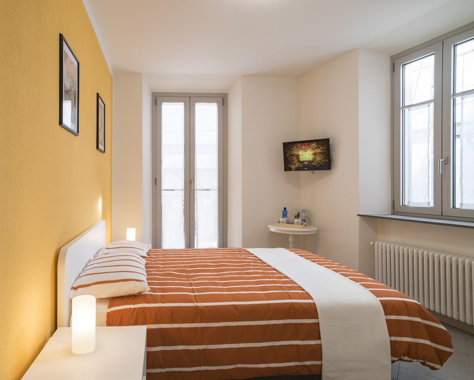 Chery Bed & Breakfast Riva San Vitale Værelse billede